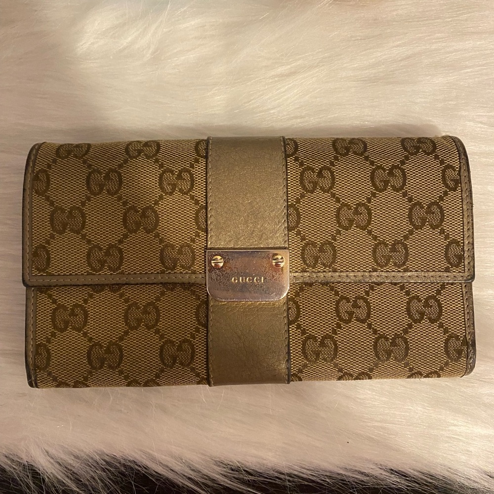 Gucci wallet